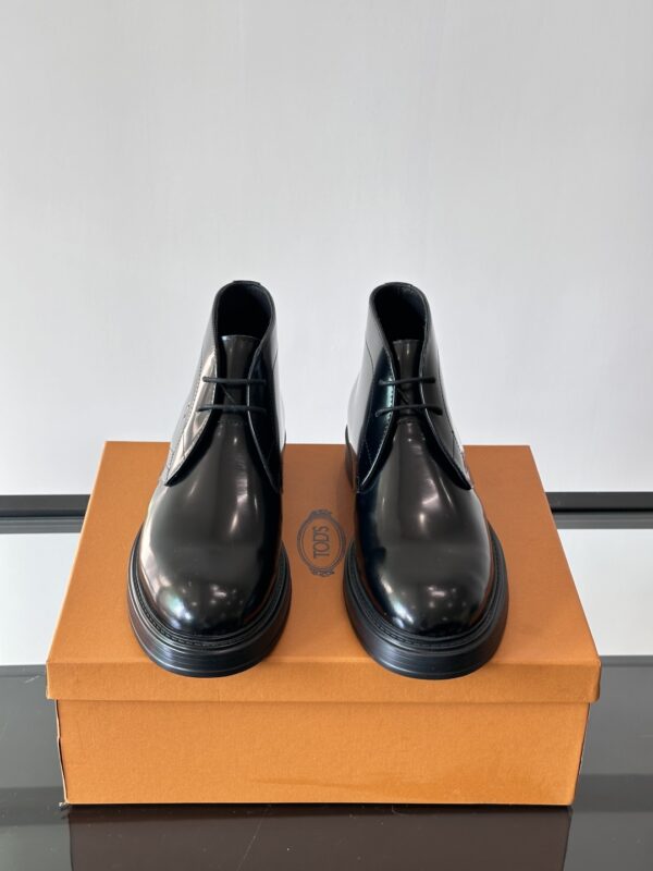 Tod's New Autumn And Winter Men's Cowhide Leather Lace Up Boots - Image 3