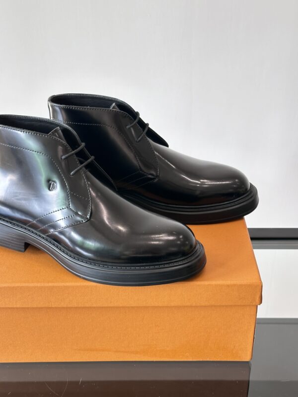 Tod's New Autumn And Winter Men's Cowhide Leather Lace Up Boots - Image 8