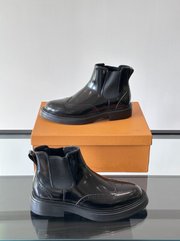Tod's New Autumn And Winter Calf Leather Men's Boots - Image 5