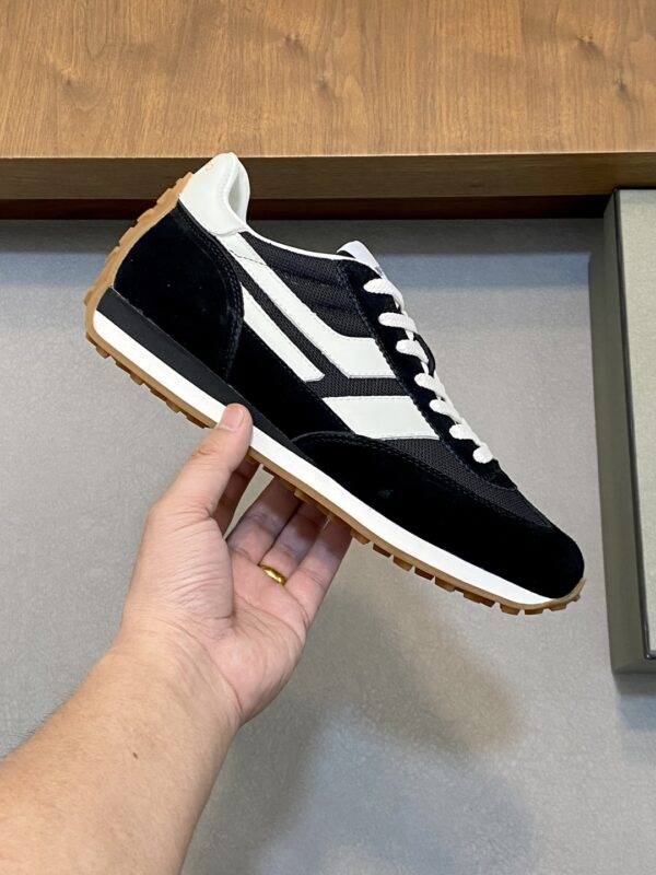 Tom Ford Men's Minimalist Low Cut Casual Board Shoes - Image 4