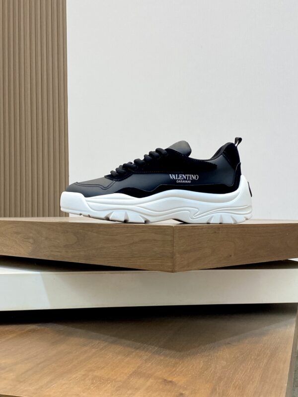 Valentino Onestud Series Men's Sheepskin Casual Sports Shoes - Image 3