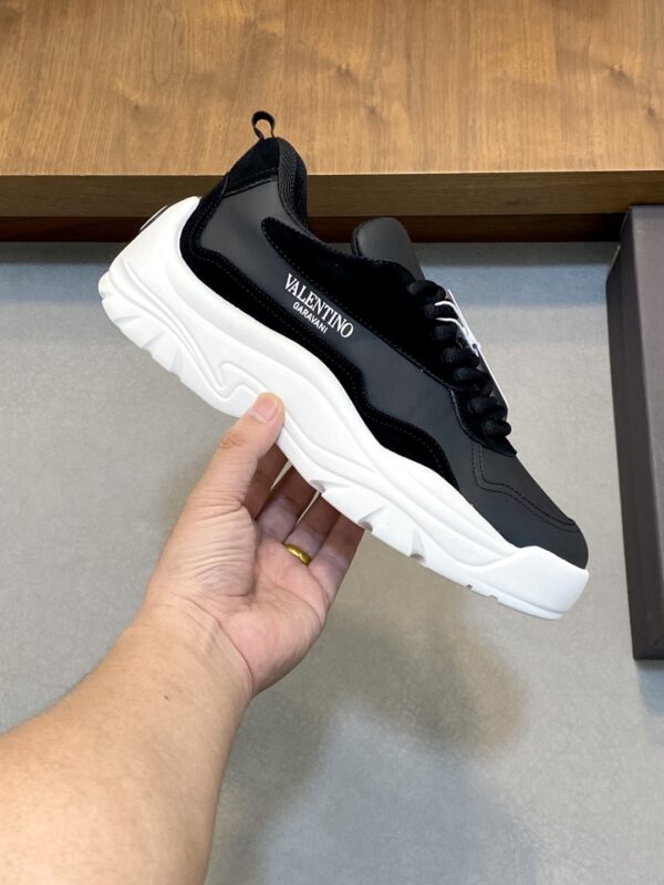 Valentino Onestud Series Men's Sheepskin Casual Sports Shoes - Image 4
