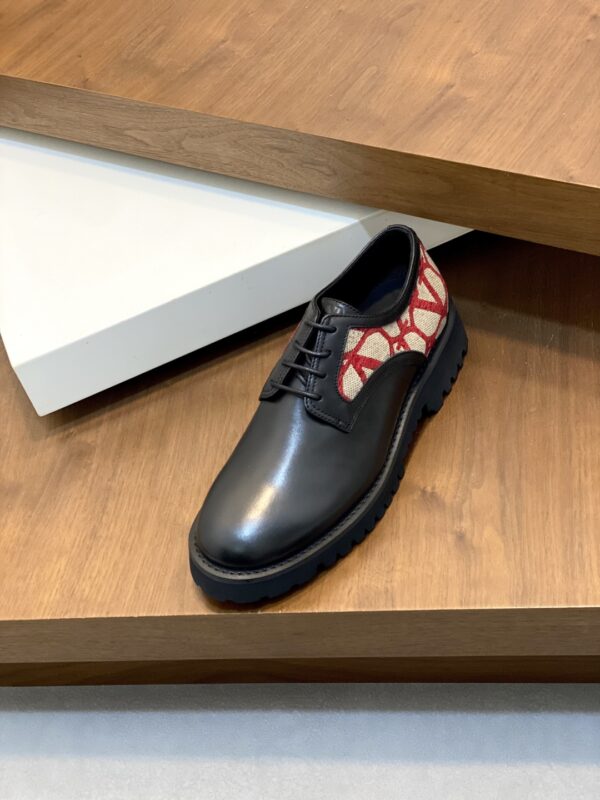 Valentino New Men's Fashionable Casual Formal Shoes - Image 6