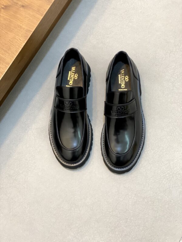 Valentino New Men's Cowhide Leather Casual Formal Shoes - Image 2