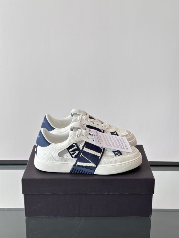 Valentino High Quality Cowhide Leather Classic Casual Sports Shoes - Image 2