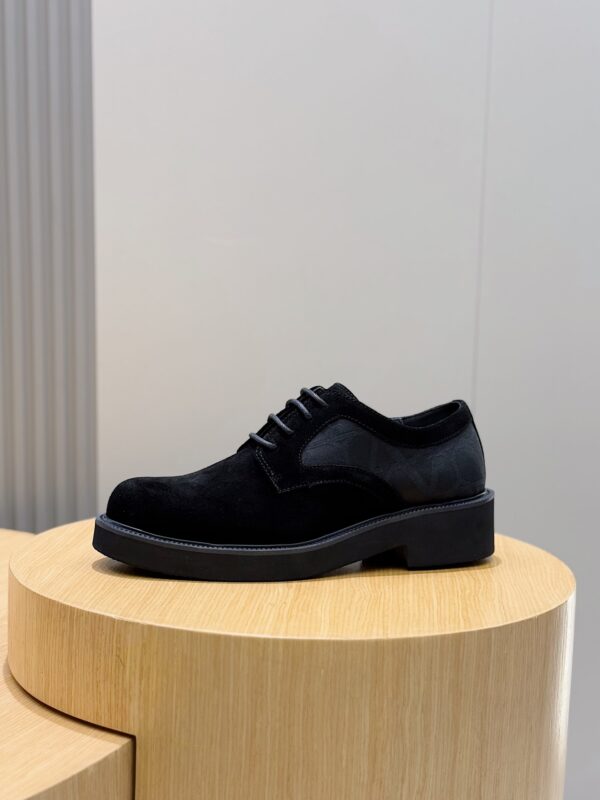 Valentino Garavani Gentleglam Men's Leather Derby Shoes - Image 3