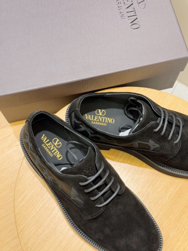 Valentino Garavani Gentleglam Men's Leather Derby Shoes - Image 7