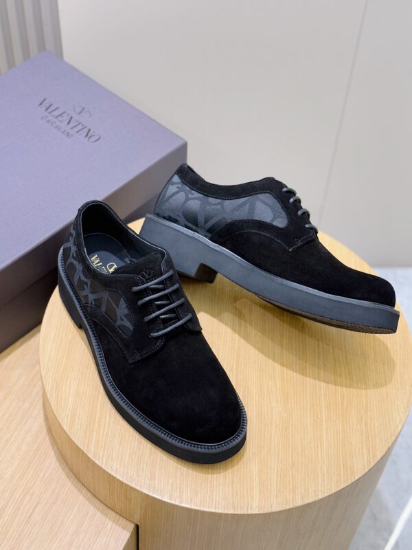 Valentino Garavani Gentleglam Men's Leather Derby Shoes - Image 8