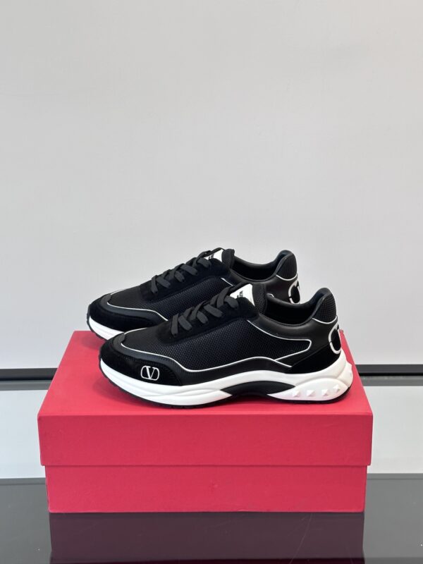 Valentino Good Quality Men's Calf Leather Casual Sports Shoes - Image 4