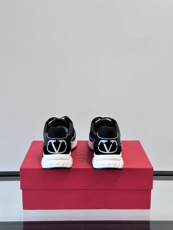Valentino Good Quality Men's Calf Leather Casual Sports Shoes - Image 6