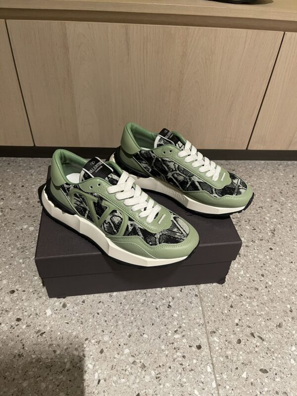 Valentino Fashionable Multi Element Color Blocked Casual Sports Shoes