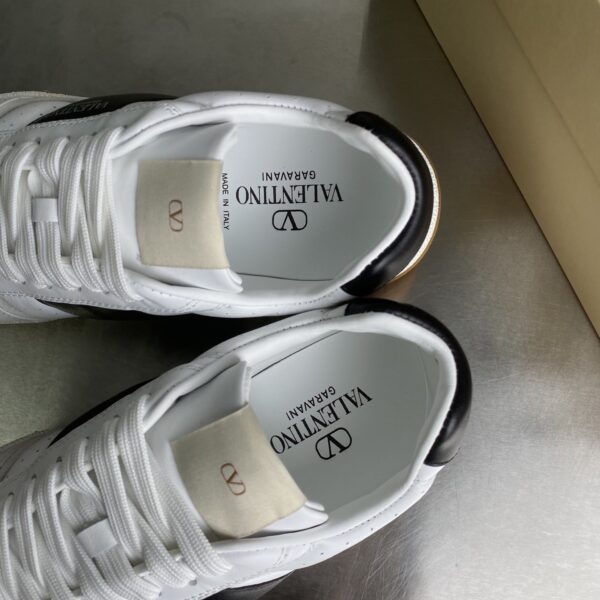 Valentino Joie de Jouer Calf Leather Round Toe Lace Up Low Top Board Shoes - Image 8
