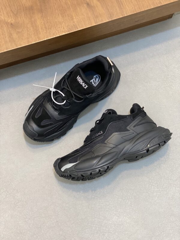 Versace Cowhide Leather Splicing Breathable Mesh Casual Sports Shoes - Image 5