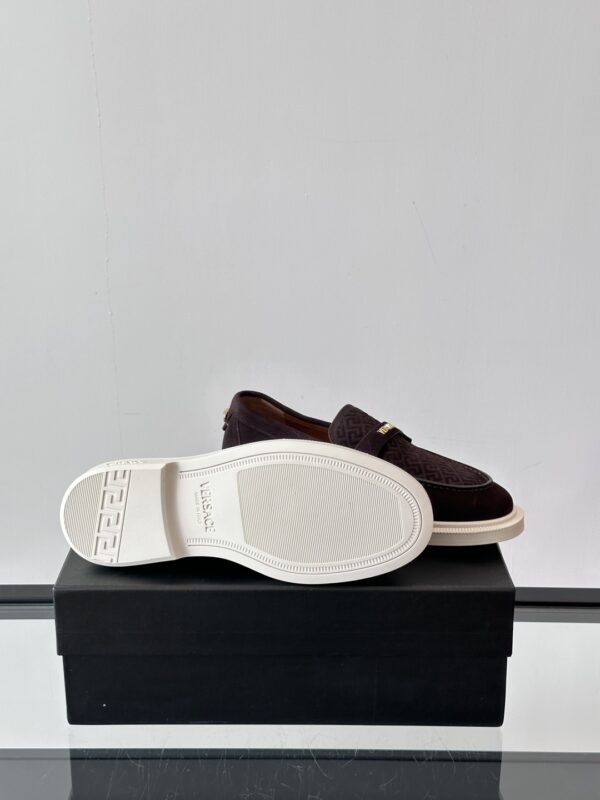 Versace Fashionable Suede Cowhide Leather Casual Sports Men's Shoes - Image 9