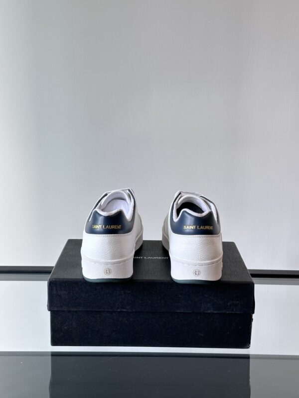 Saint Laurent Grain Cowhide Leather Low Top Lace Up Sneakers - Image 7