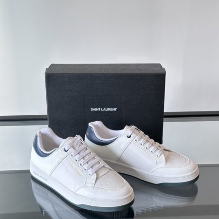 Saint Laurent Grain Cowhide Leather Low Top Lace Up Sneakers