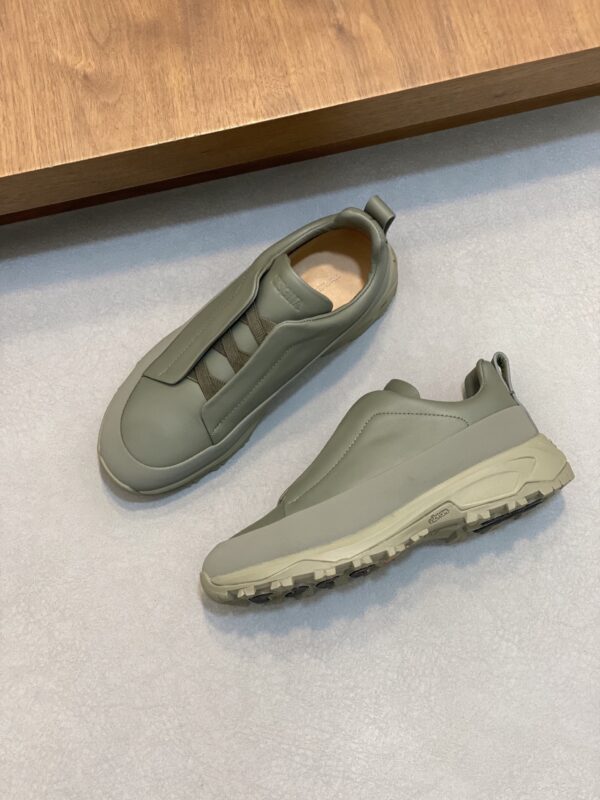 Zegna Triple Stitch ™ Monte Suede Cowhide Leather Casual Sports Shoes - Image 5