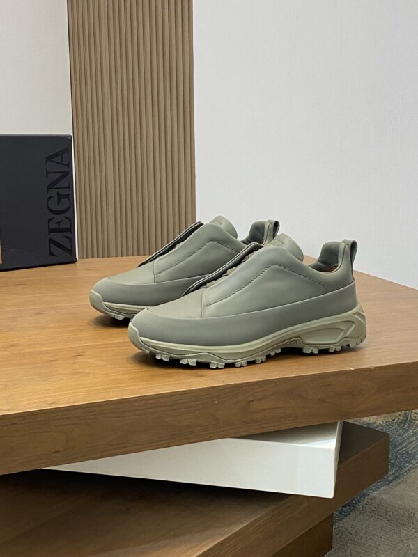 Zegna Triple Stitch ™ Monte Suede Cowhide Leather Casual Sports Shoes