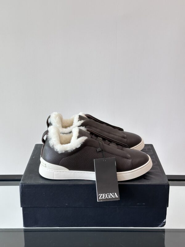 Zegna Men's Low Cut Lychee Patterned Cowhide Sports Shoes - Image 2