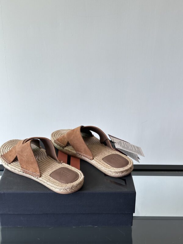 Zegna Classic Men's Suede Cowhide Woven Slippers - Image 7