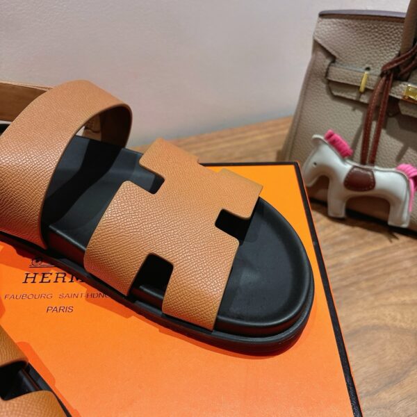 Hermes Erjiu Beach Cowhide Leather Casual Sandals For Men's And Women's - Image 7