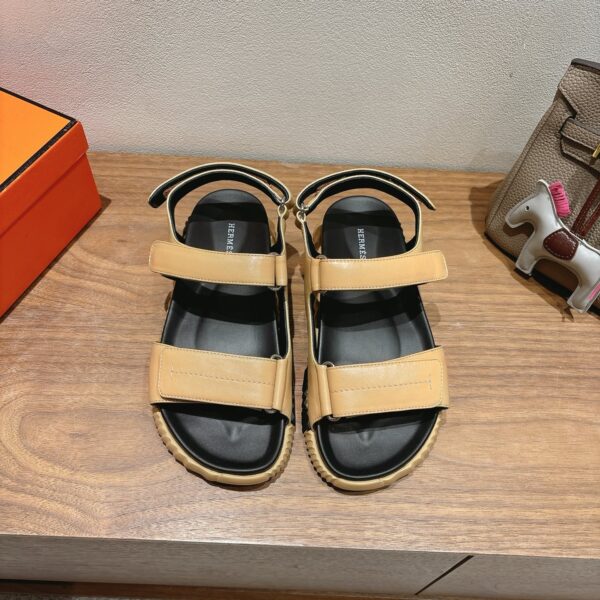 Hermes Cowhide Leather Casual Sandals For Men's And Women's - Image 2
