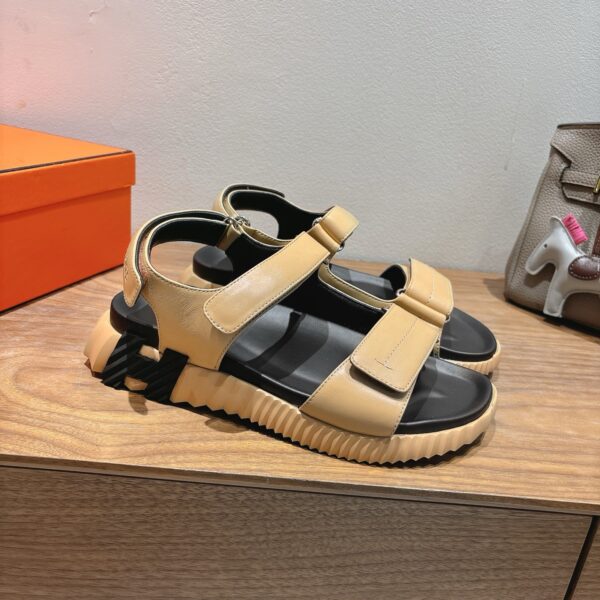 Hermes Cowhide Leather Casual Sandals For Men's And Women's - Image 4