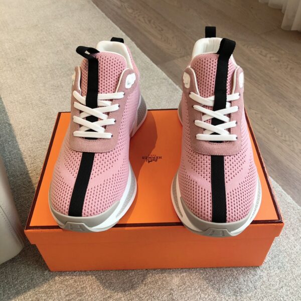 Hermes Couple Breathable Mesh Casual Sports Shoes - Image 2