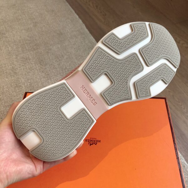 Hermes Couple Breathable Mesh Casual Sports Shoes - Image 9