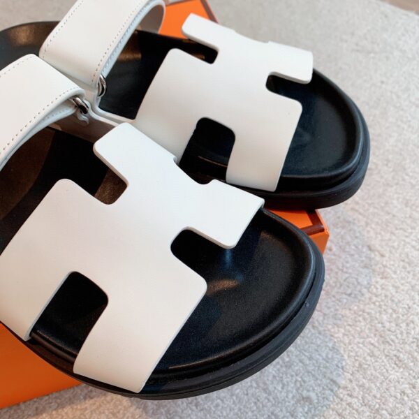 Hermes Couple Erjiu Cowhide Leather Color Blocked Casual Slippers - Image 6