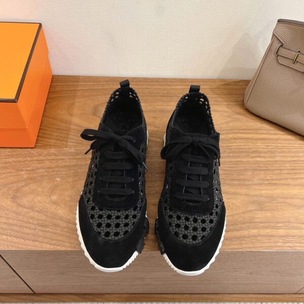 Hermes Breathable Woven Cowhide Leather Casual Sports Shoes For Men And Women - Image 2