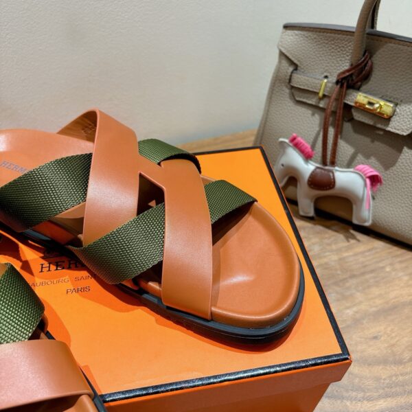 Hermes Couple Cowhide Leather Comfortable Casual Slippers - Image 7