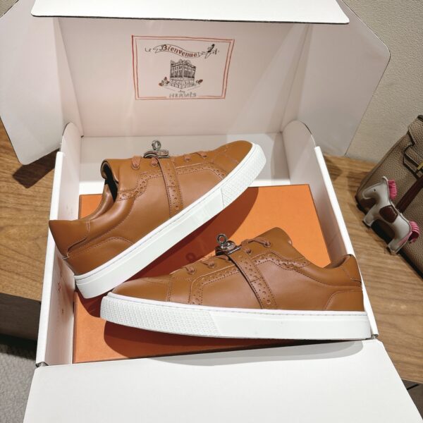 Hermes Good Quality Cowhide Leather Sport Shoes For Men And Women - Image 5