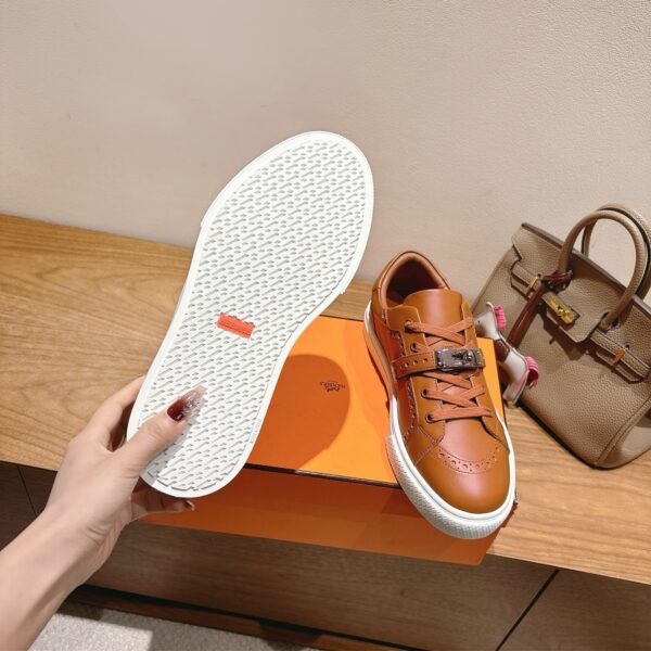 Hermes Good Quality Cowhide Leather Sport Shoes For Men And Women - Image 9