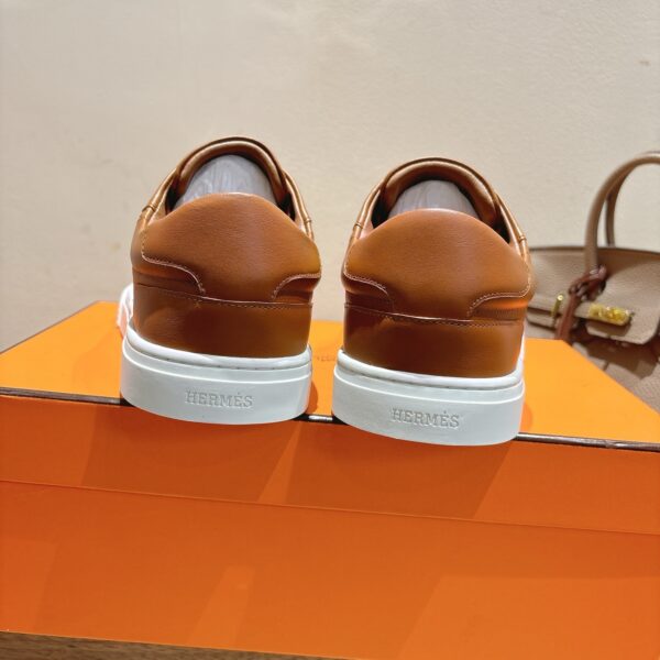 Hermes Good Quality Cowhide Leather Sport Shoes For Men And Women - Image 8