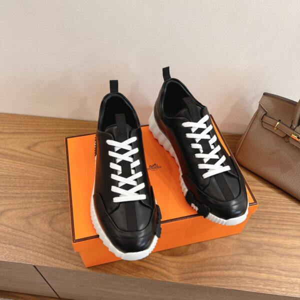Hermes Classic Couple Style Cowhide Lightweight Casual Sports Shoes - Image 3