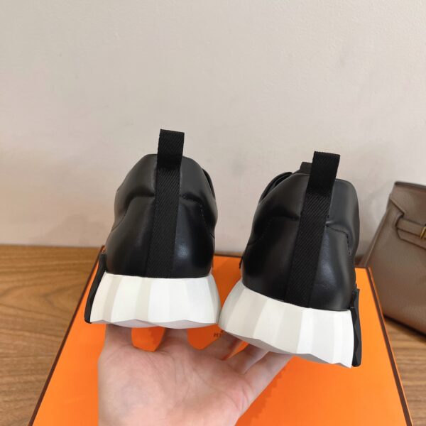 Hermes Classic Couple Style Cowhide Lightweight Casual Sports Shoes - Image 8