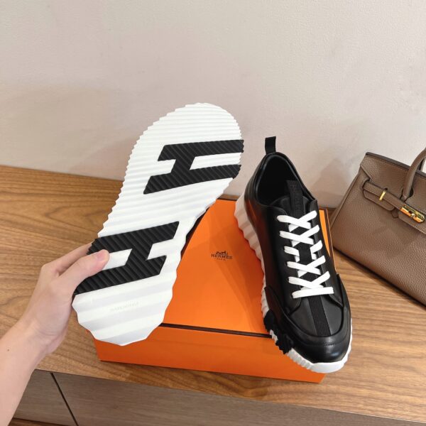 Hermes Classic Couple Style Cowhide Lightweight Casual Sports Shoes - Image 9