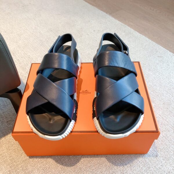Hermes High Quality Cowhide Leather Casual Sandals For Men And Women - Image 2