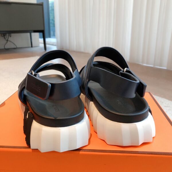 Hermes High Quality Cowhide Leather Casual Sandals For Men And Women - Image 8