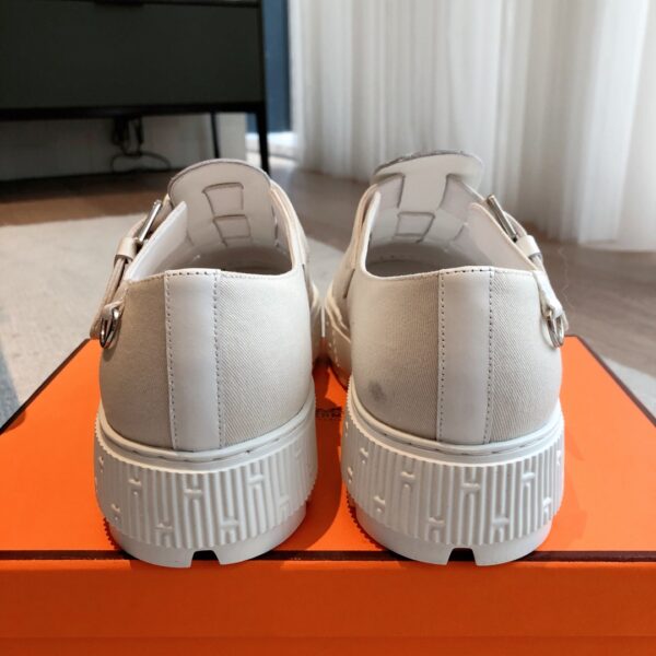 Hermes Denim Paired With Cowhide Leather Casual Sandals For Men And Women - Image 8