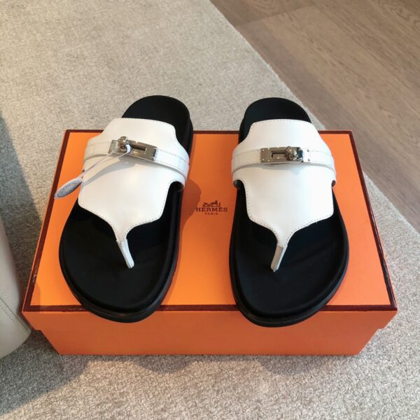 Hermes Couple's Spring And Summer Color Matching Casual Slippers - Image 2