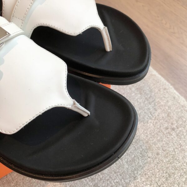 Hermes Couple's Spring And Summer Color Matching Casual Slippers - Image 6