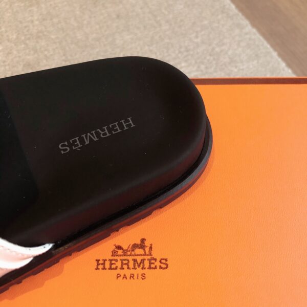 Hermes Couple's Spring And Summer Color Matching Casual Slippers - Image 7