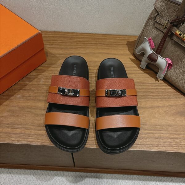 Hermes Couple's Spring And Summer Color Matching Cowhide Casual Slippers - Image 2