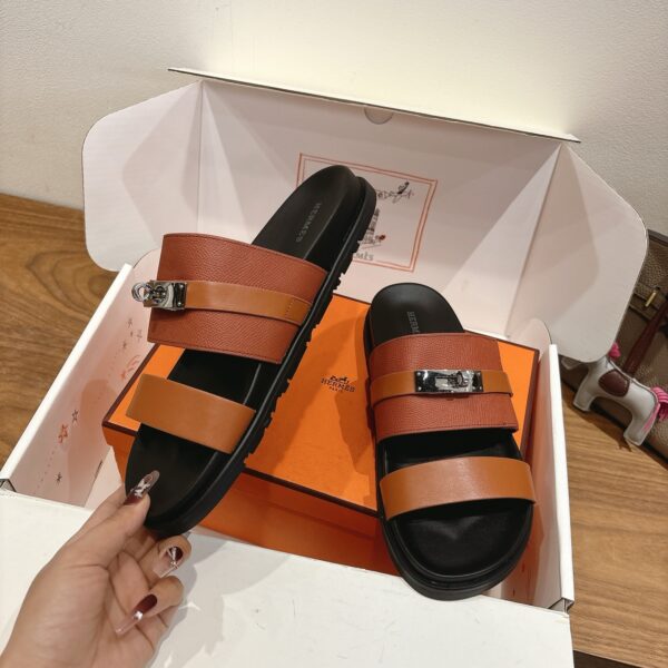 Hermes Couple's Spring And Summer Color Matching Cowhide Casual Slippers - Image 7