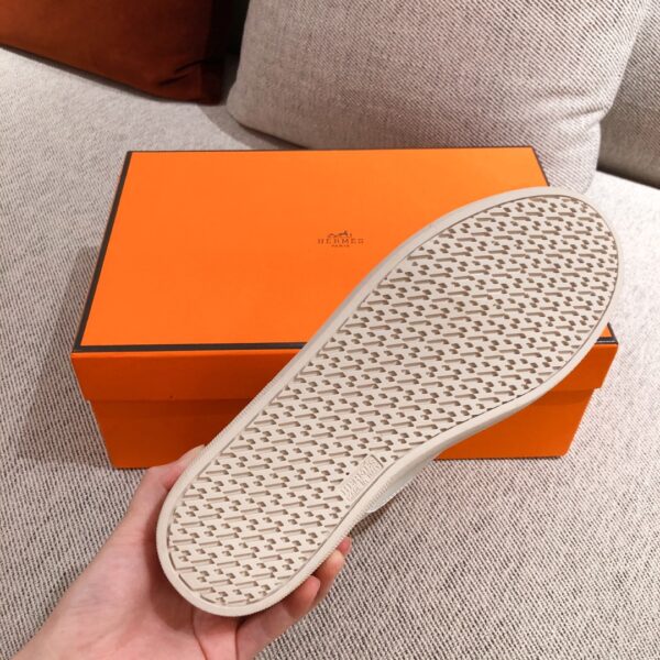 Hermes Couple's High Quality Cowhide Leather Sport Shoes - Image 9
