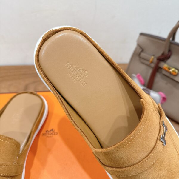 Hermes Couple's Spring And Summer Color Casual Slippers - Image 7