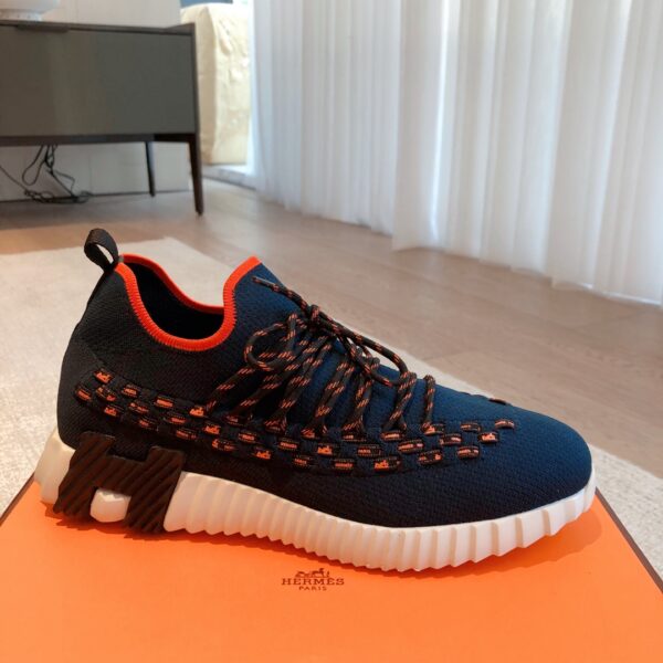 Hermes Couple's Breathable Fabric Casual Sport Shoes - Image 4