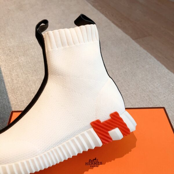 Hermes Classic Couple's Breathable Fabric High Top Casual Sport Shoes - Image 7
